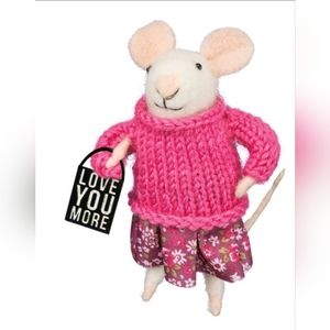 "Love You More" Mouse Critter ~ Primitives By Kathy